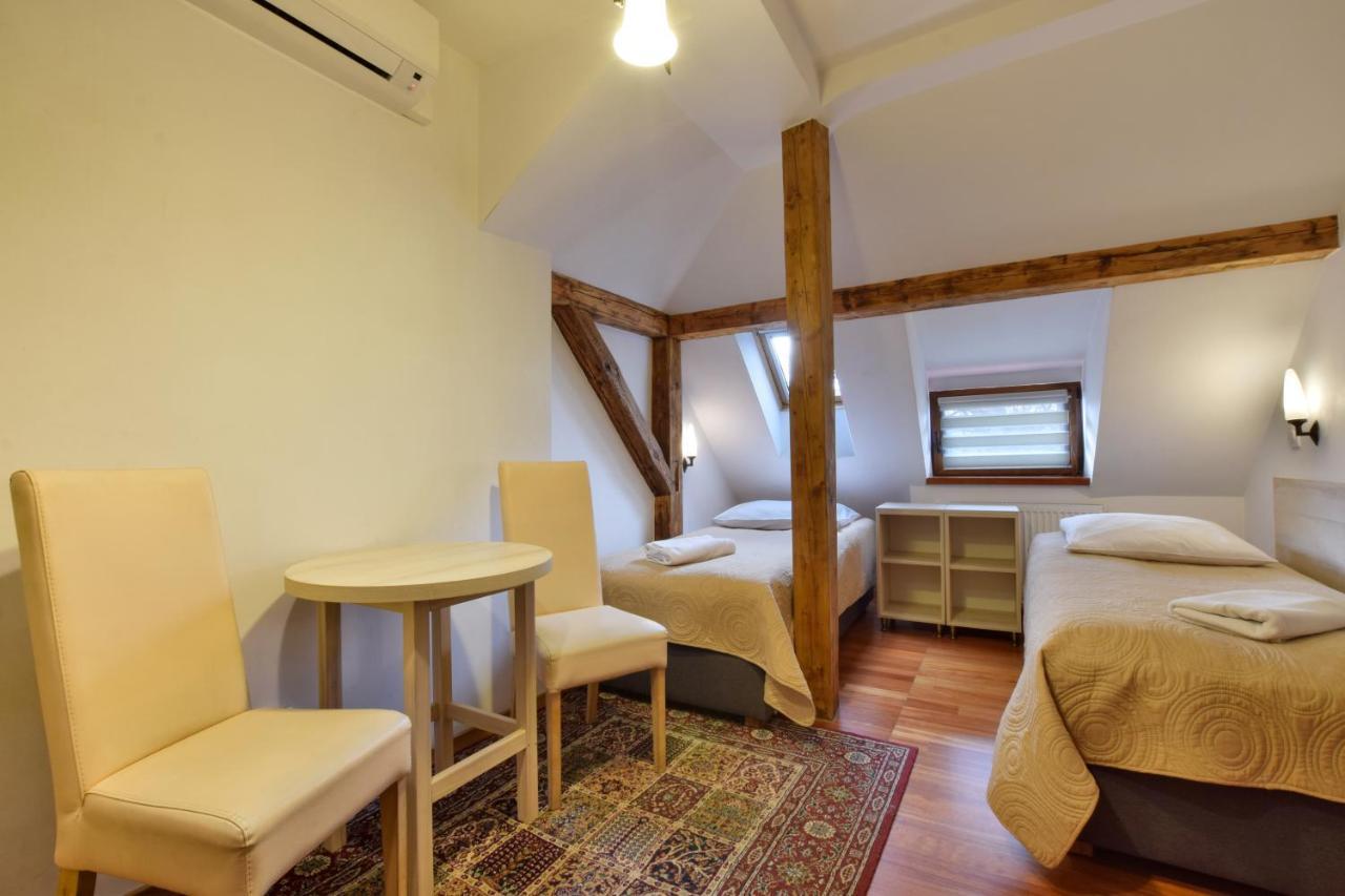 Willa Pod Gwiazdami & Spa Kudowa-Zdroj Dış mekan fotoğraf